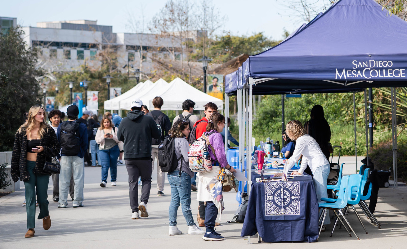 
Mesa College welcome booths.
